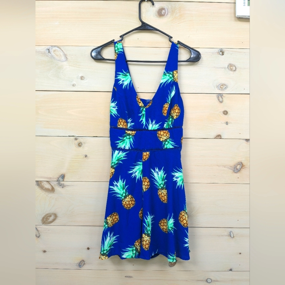 Pineapple jumper